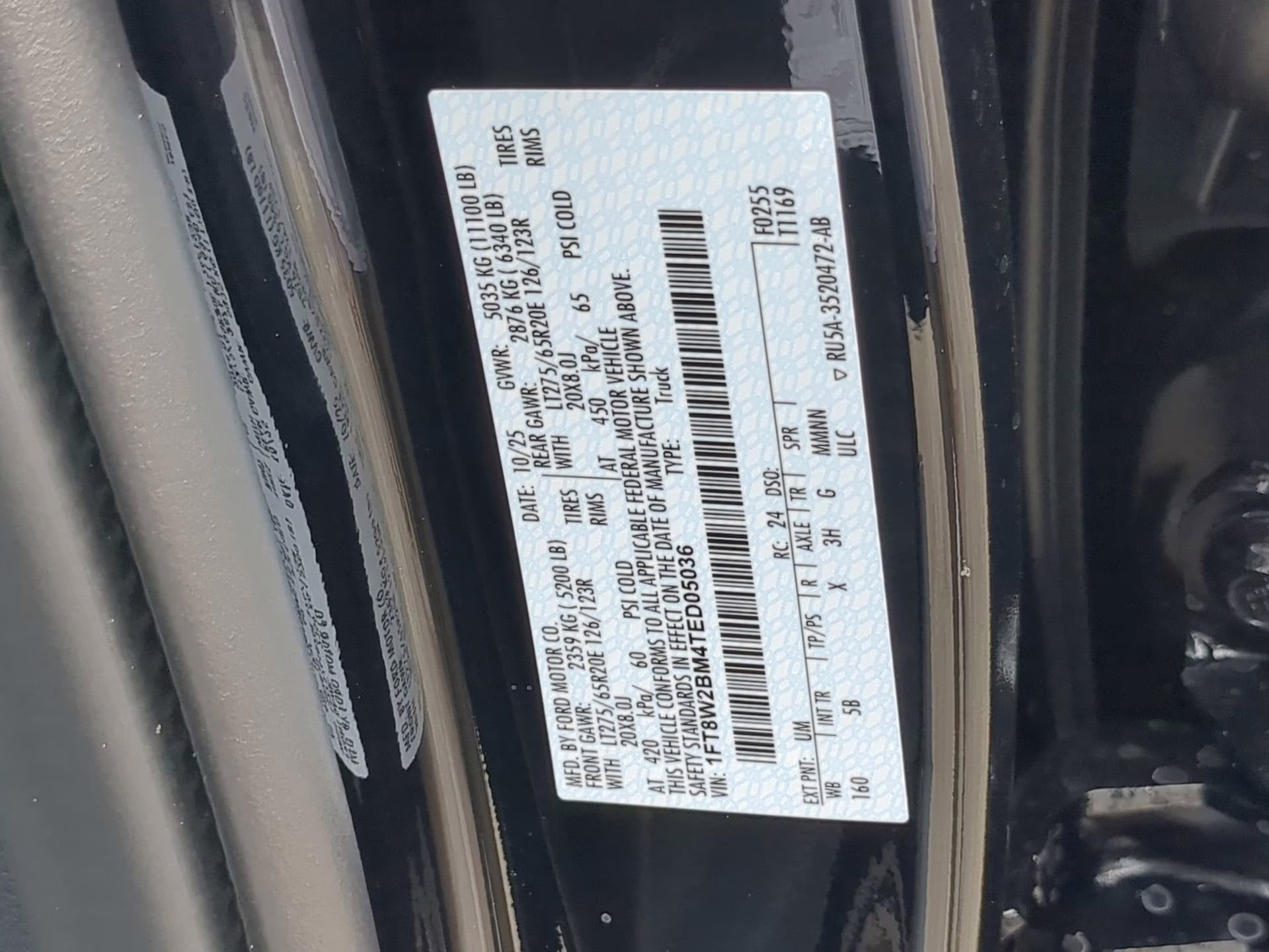 2026 Agate Black Metallic Ford Super Duty F-250 SRW LARIAT Crew Cab Pickup 4X4 Truck