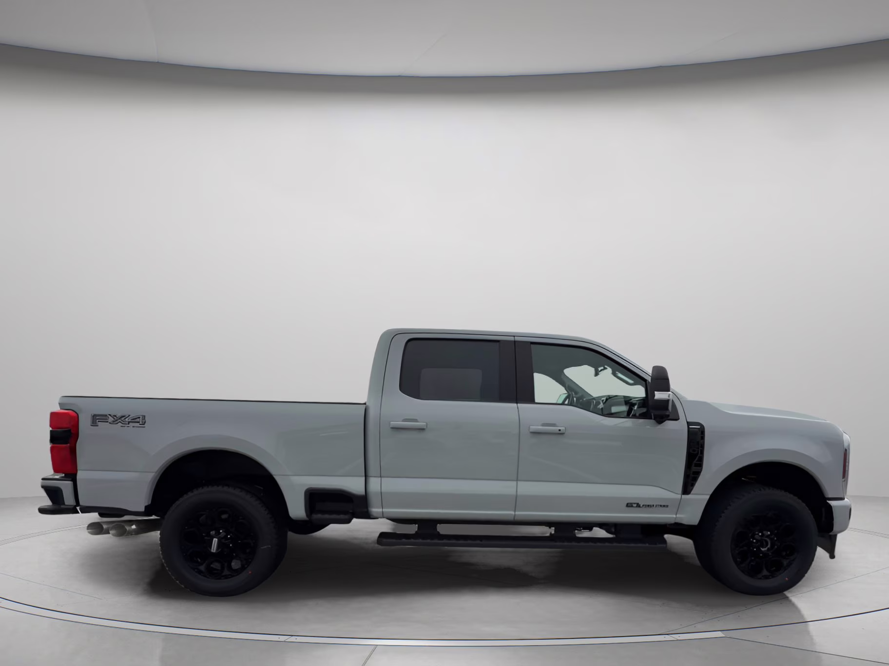 2026 Avalanche Ford Super Duty F-350 SRW LARIAT Crew Cab Pickup 4X4 Truck