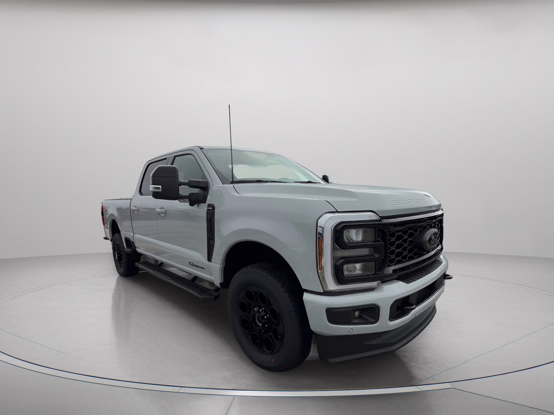 2026 Avalanche Ford Super Duty F-350 SRW LARIAT Crew Cab Pickup 4X4 Truck