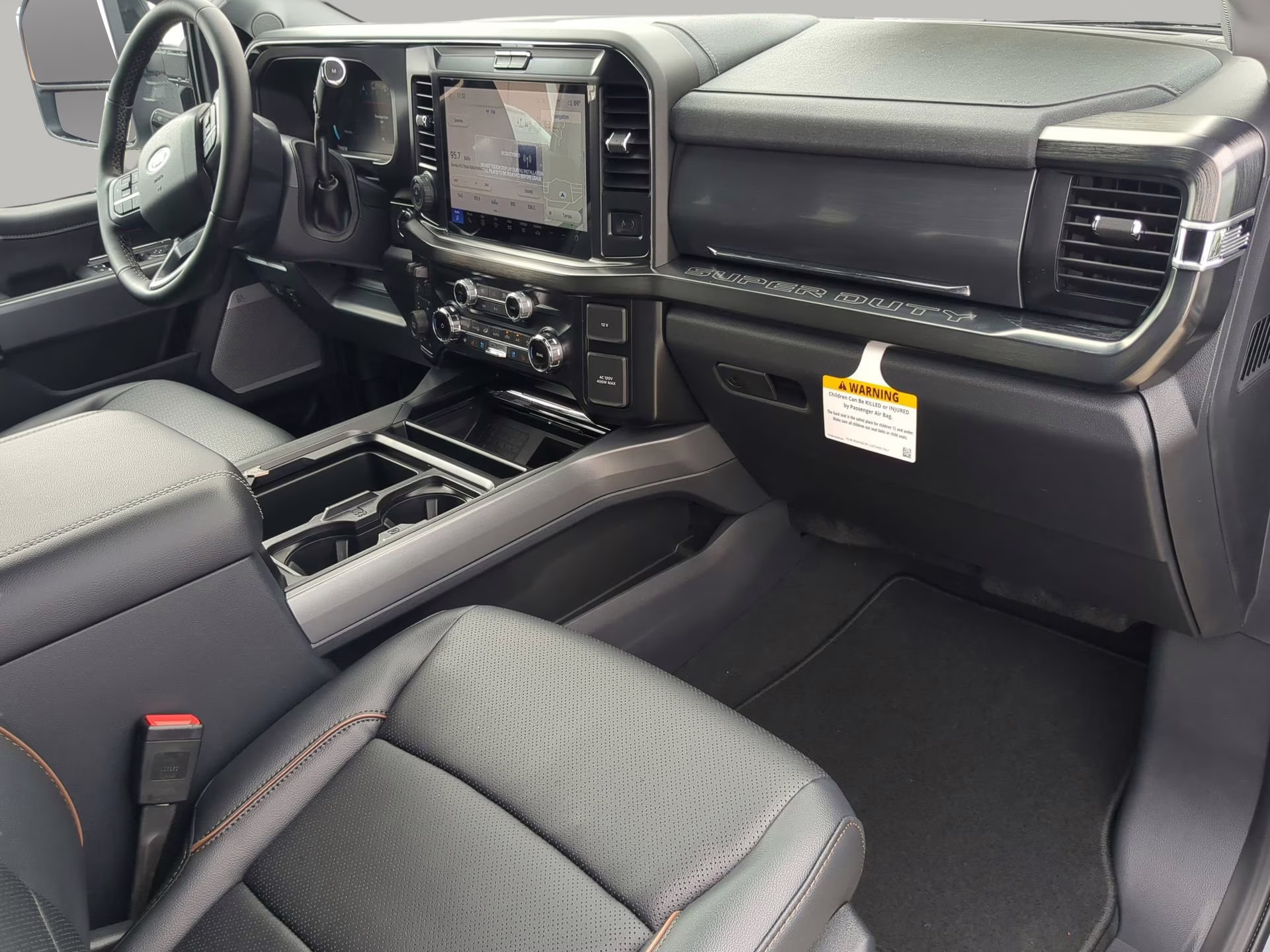 2026 Avalanche Ford Super Duty F-350 SRW LARIAT Crew Cab Pickup 4X4 Truck