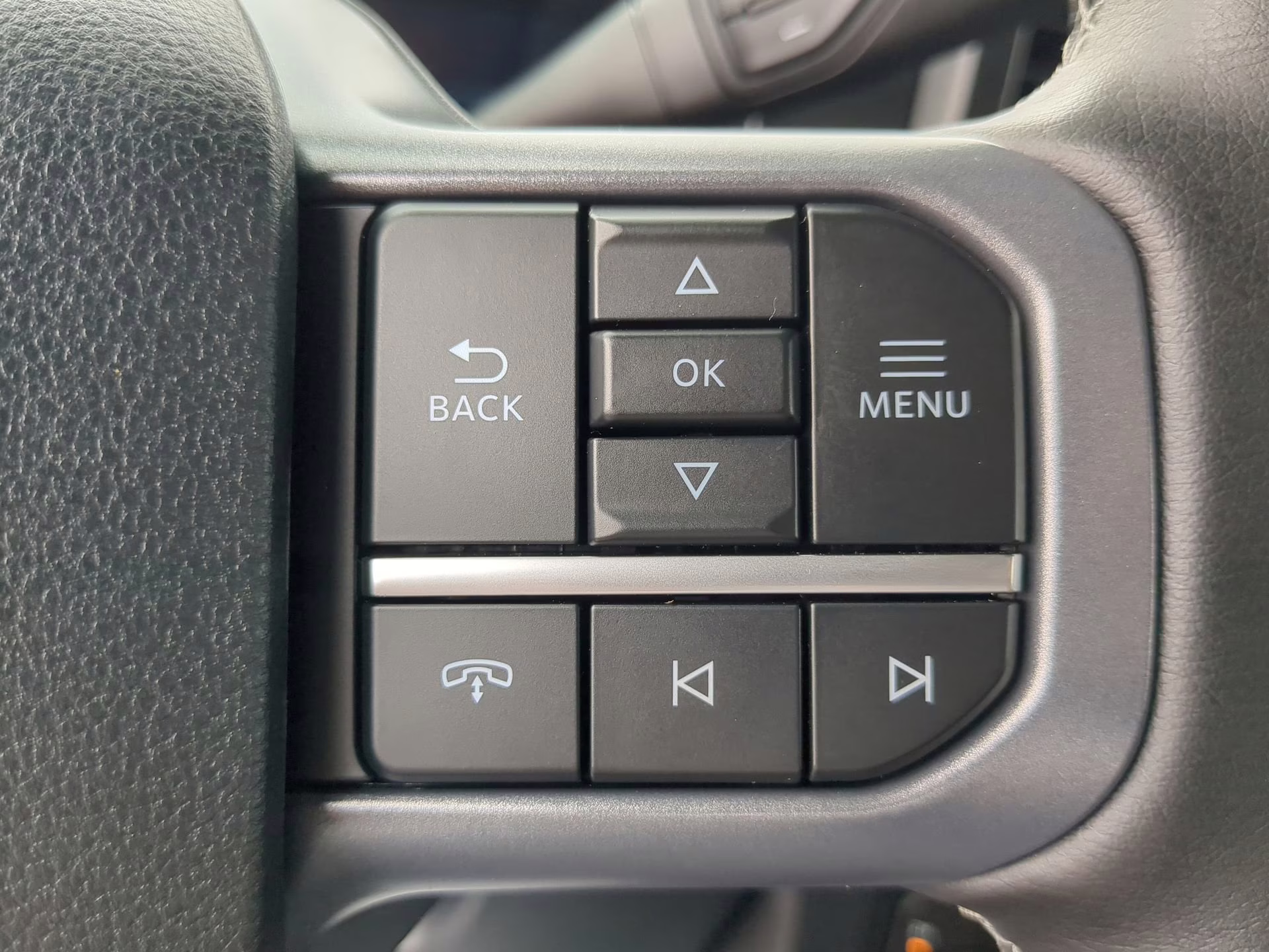 2026 Avalanche Ford Super Duty F-350 SRW LARIAT Crew Cab Pickup 4X4 Truck