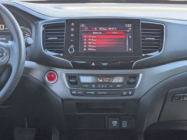 2021 Platinum White Pearl Honda Ridgeline Sport AWD Truck