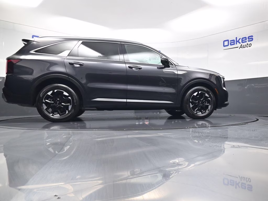 2025 Panthera Metal Kia Sorento S FWD SUV