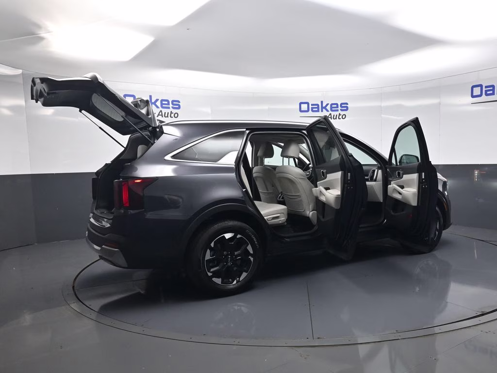 2025 Panthera Metal Kia Sorento S FWD SUV