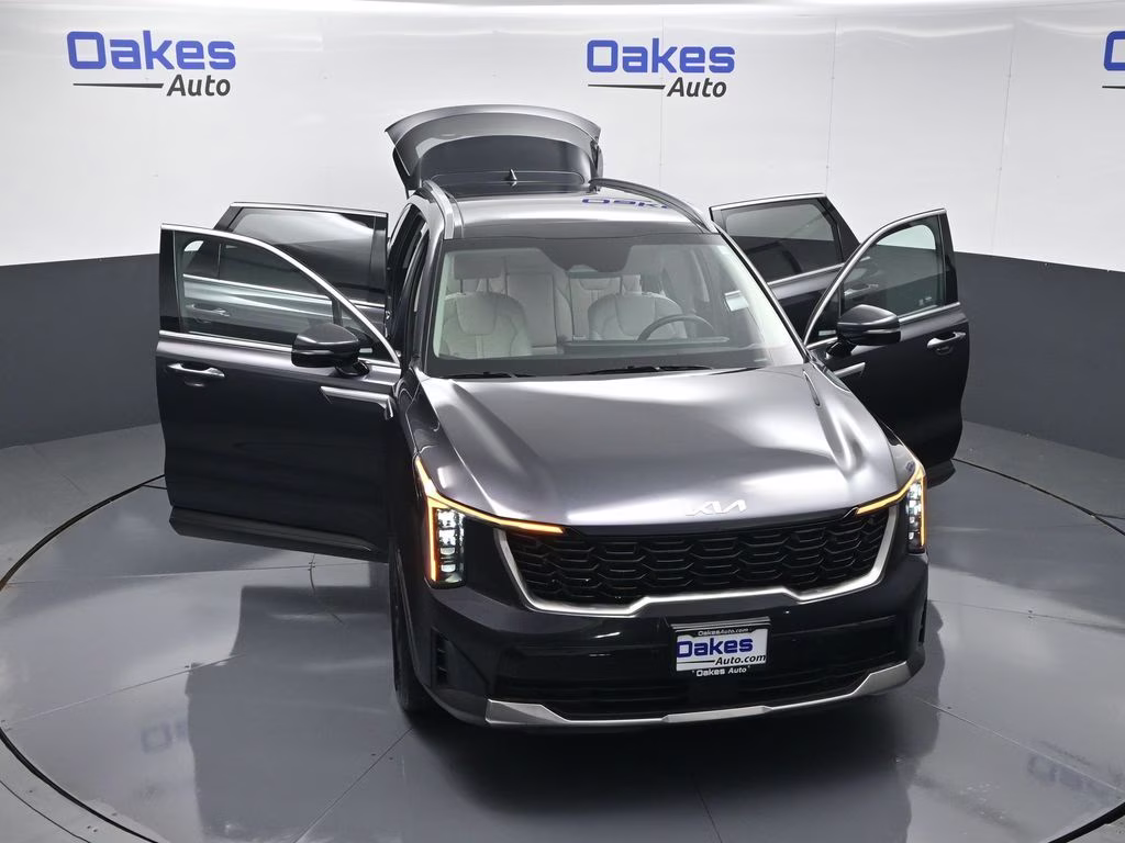 2025 Panthera Metal Kia Sorento S FWD SUV