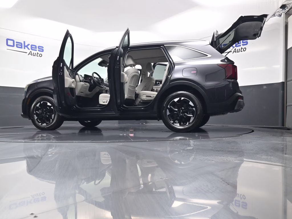 2025 Panthera Metal Kia Sorento S FWD SUV