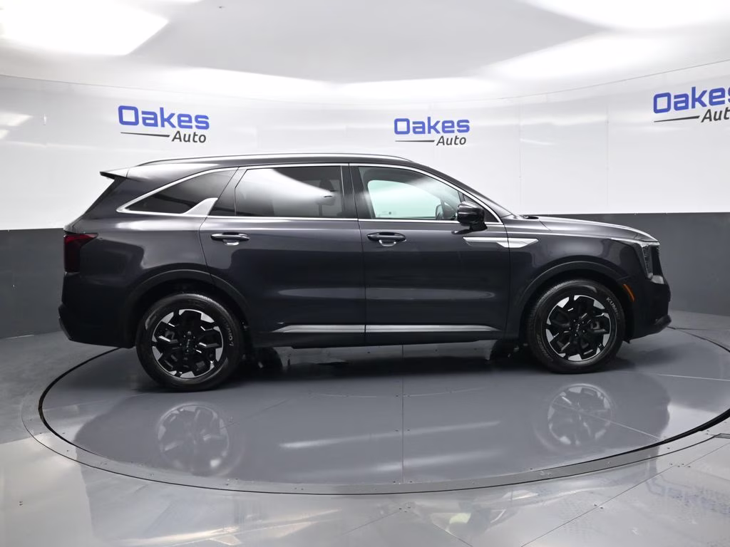 2025 Panthera Metal Kia Sorento S FWD SUV