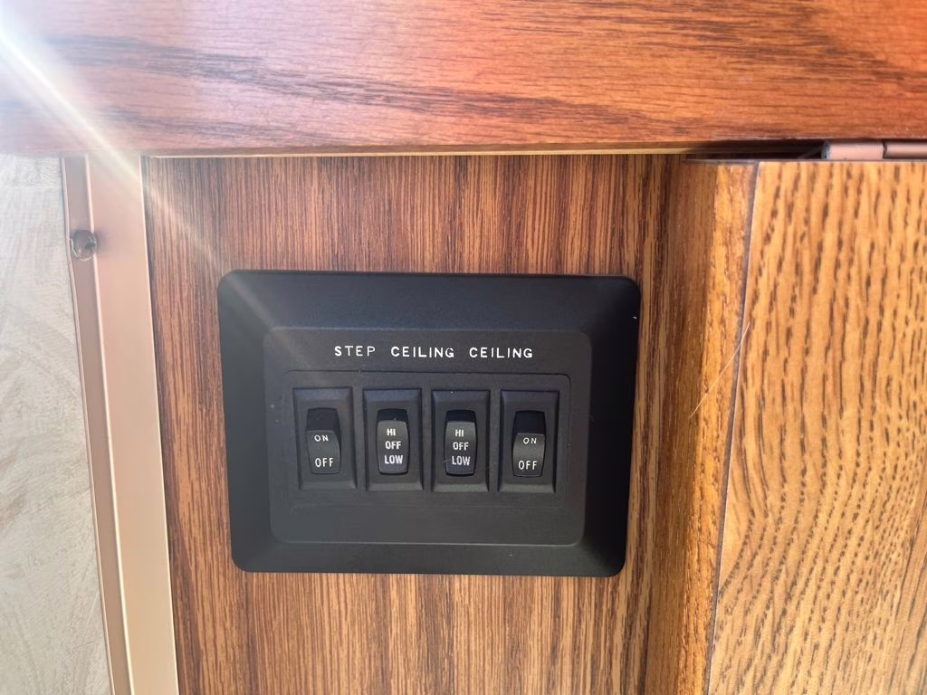 1996 Airstream Excella 1000 29/EX RV