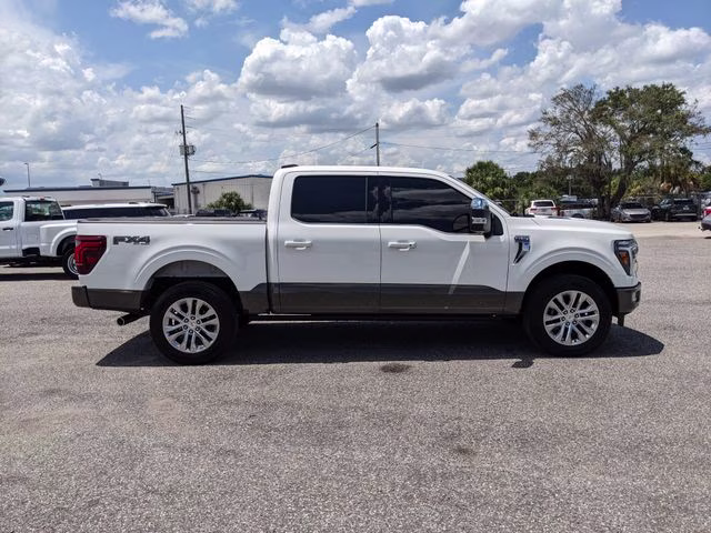 2025 Star White Metallic Tri-Coat Ford F-150 King Ranch 4X4 Truck