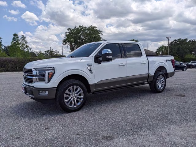 2025 Star White Metallic Tri-Coat Ford F-150 King Ranch 4X4 Truck