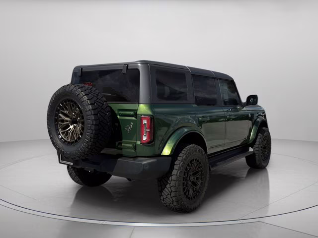 2025 Eruption Green Metallic Ford Bronco Outer Banks 4X4 Convertible