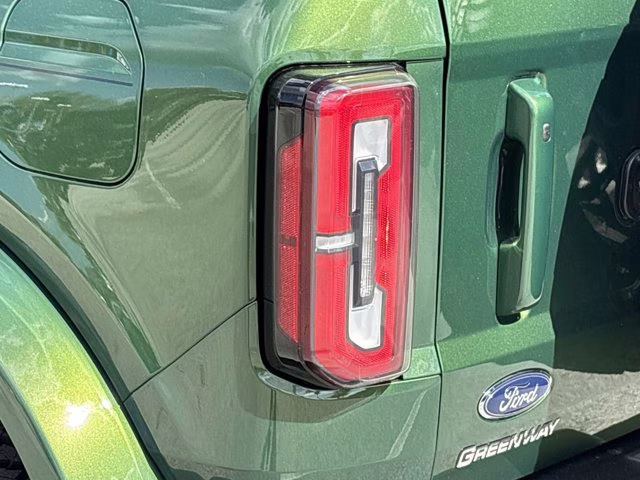 2025 Eruption Green Metallic Ford Bronco Outer Banks 4X4 Convertible