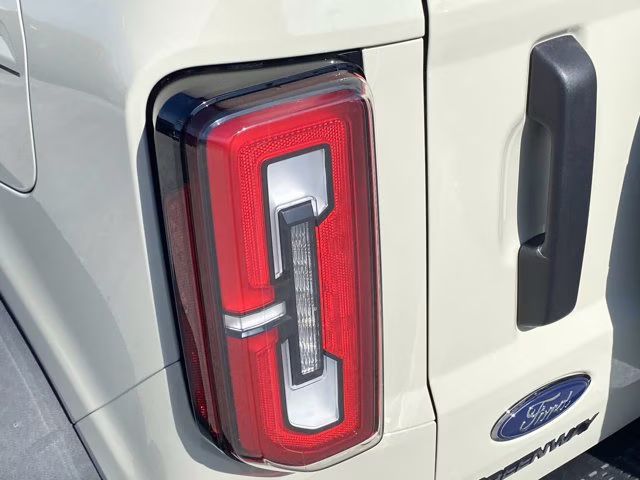 2025 Desert Sand Ford Bronco Badlands 4X4 Convertible