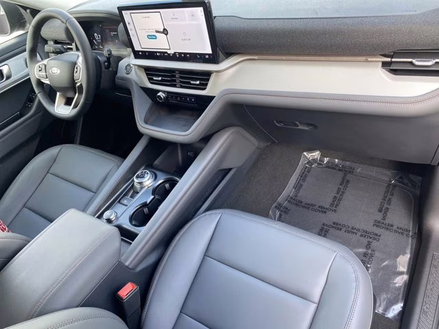 2026 Agate Black Metallic Ford Explorer Active w/200A Pkg RWD SUV