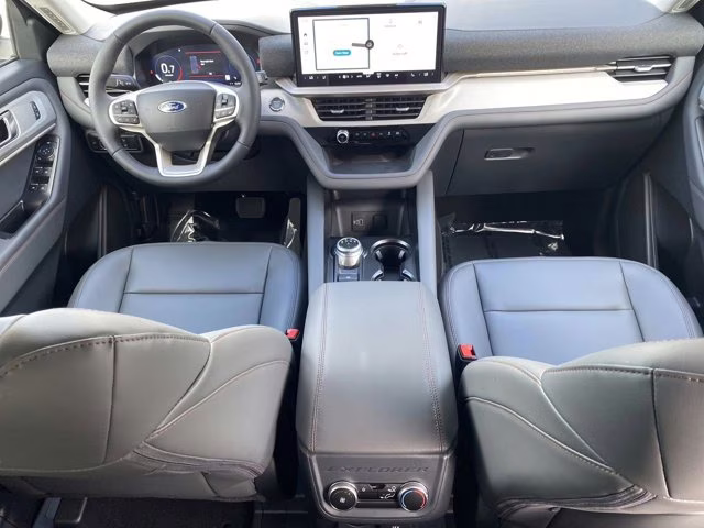 2026 Agate Black Metallic Ford Explorer Active w/200A Pkg RWD SUV