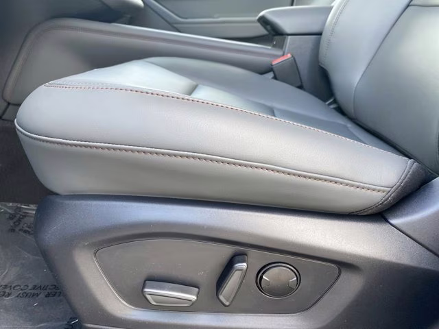 2026 Agate Black Metallic Ford Explorer Active w/200A Pkg RWD SUV