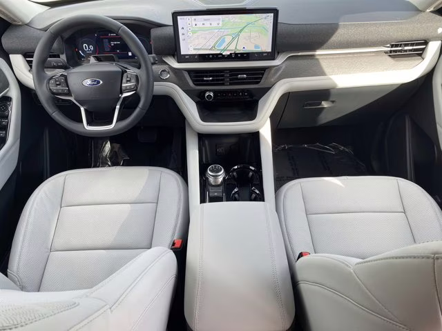 2026 Rapid Red Metallic Tinted Clearcoat Ford Explorer Platinum 4X4 SUV