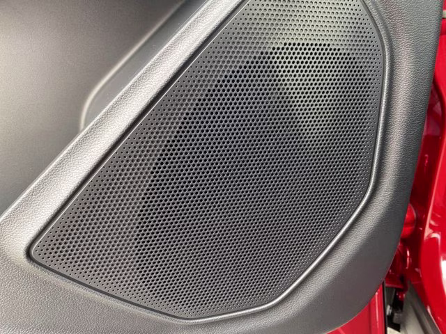 2026 Rapid Red Metallic Tinted Clearcoat Ford Explorer Platinum 4X4 SUV