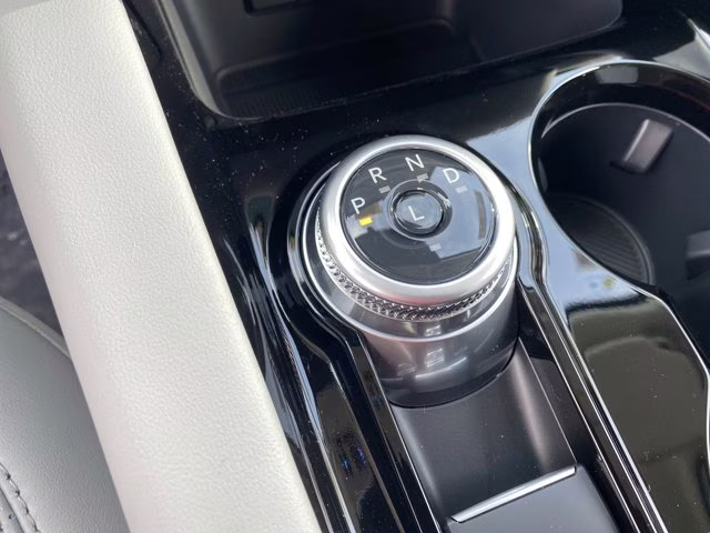 2026 Rapid Red Metallic Tinted Clearcoat Ford Explorer Platinum 4X4 SUV