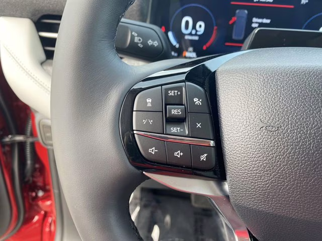 2026 Rapid Red Metallic Tinted Clearcoat Ford Explorer Platinum 4X4 SUV