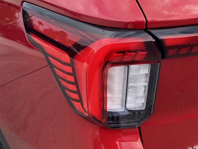 2026 Rapid Red Metallic Tinted Clearcoat Ford Explorer Platinum 4X4 SUV