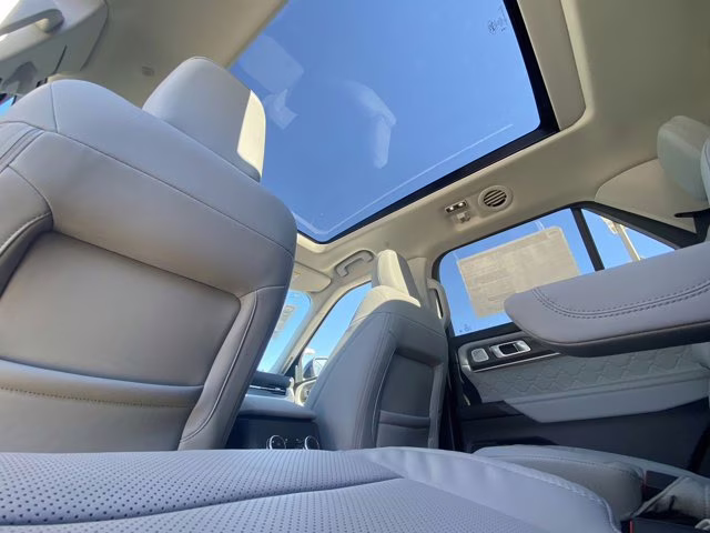 2026 Rapid Red Metallic Tinted Clearcoat Ford Explorer Platinum 4X4 SUV