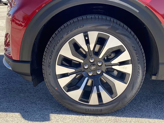 2026 Rapid Red Metallic Tinted Clearcoat Ford Explorer Platinum 4X4 SUV