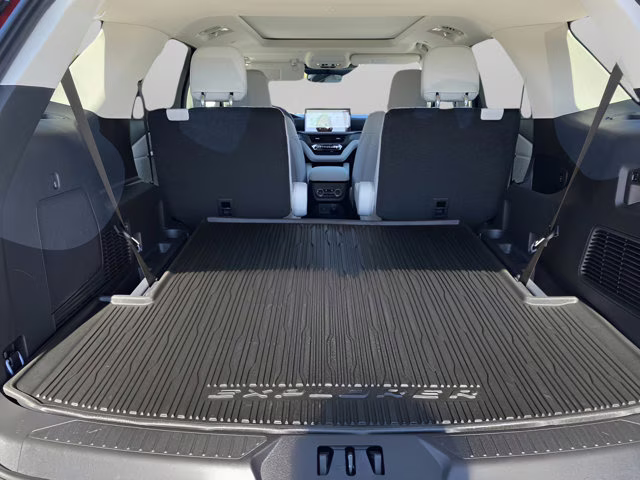 2026 Rapid Red Metallic Tinted Clearcoat Ford Explorer Platinum 4X4 SUV