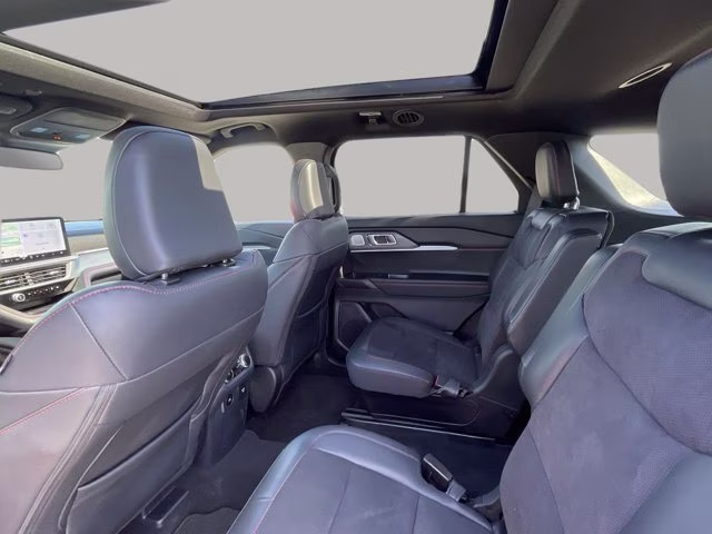 2026 Rapid Red Metallic Tinted Clearcoat Ford Explorer ST RWD SUV