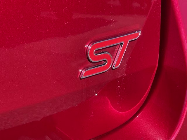 2026 Rapid Red Metallic Tinted Clearcoat Ford Explorer ST RWD SUV