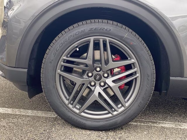 2026 Carbonized Gray Metallic Ford Explorer ST 4X4 SUV