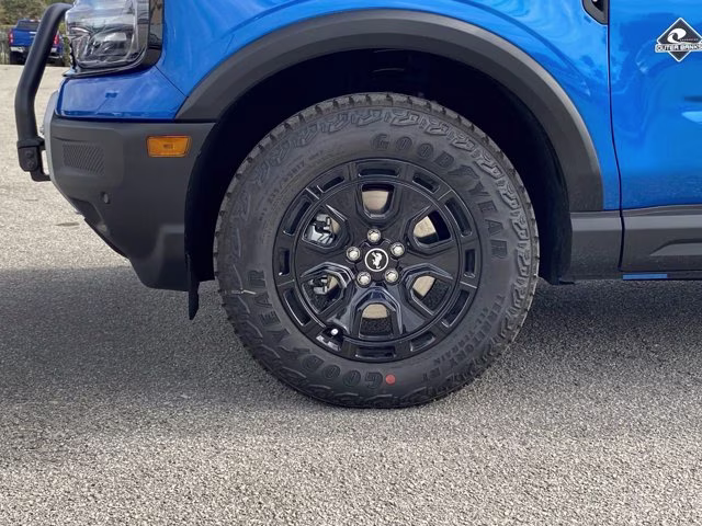 2025 Velocity Blue Metallic Ford Bronco Sport Outer Banks 4X4 SUV