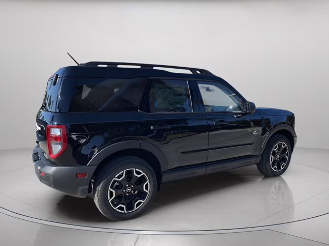 2025 Shadow Black Ford Bronco Sport Outer Banks 4X4 SUV