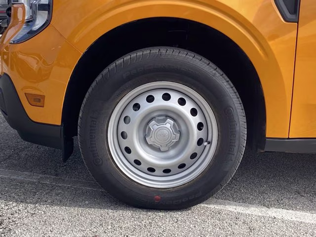 2026 Orange Fury Metallic Tri-Coat Ford Maverick XL AWD Truck