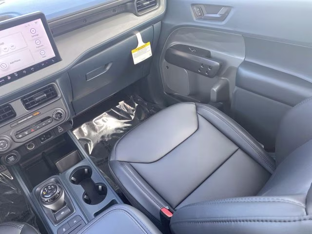 2026 Oxford White Ford Maverick LARIAT AWD Truck