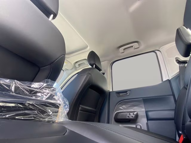 2026 Oxford White Ford Maverick LARIAT AWD Truck