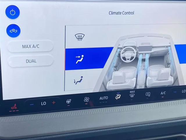 2026 Oxford White Ford Maverick LARIAT AWD Truck