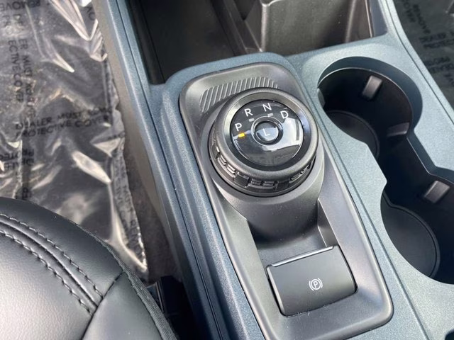 2026 Oxford White Ford Maverick LARIAT AWD Truck