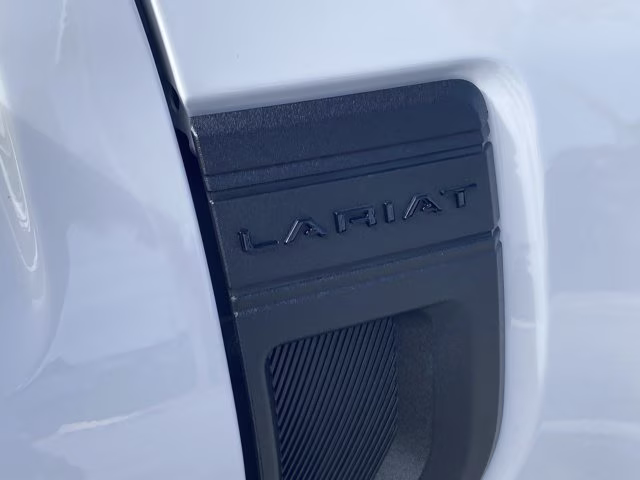 2026 Oxford White Ford Maverick LARIAT AWD Truck