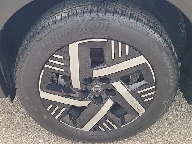 2026 Gun Metallic Nissan Kicks SV FWD SUV