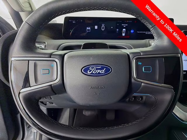 2025 Silver Metallic Ford Expedition Platinum 4X4 SUV