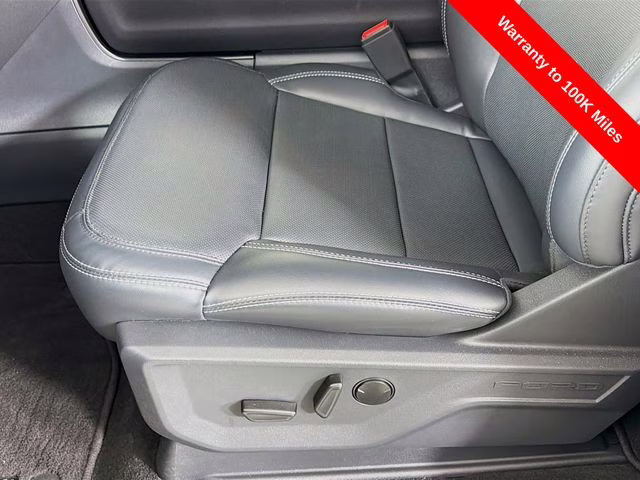 2025 Silver Metallic Ford Expedition Platinum 4X4 SUV