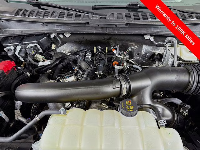 2025 Silver Metallic Ford Expedition Platinum 4X4 SUV