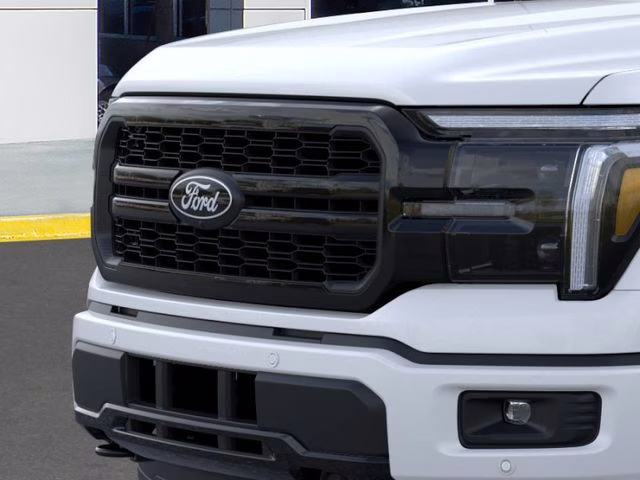 2025 Star White Metallic Tri-Coat Ford F-150 Lariat 4X4 Truck