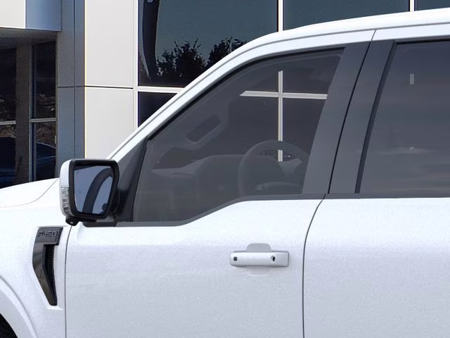 2025 Star White Metallic Tri-Coat Ford F-150 Lariat 4X4 Truck