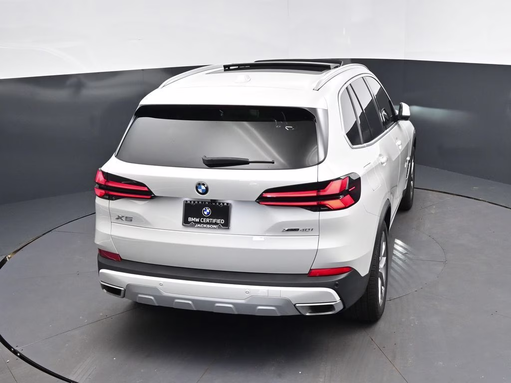 2026 Mineral White Metallic BMW X5 xDrive40i AWD SUV