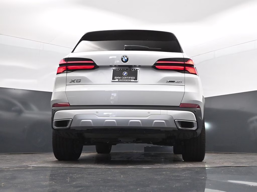 2026 Mineral White Metallic BMW X5 xDrive40i AWD SUV