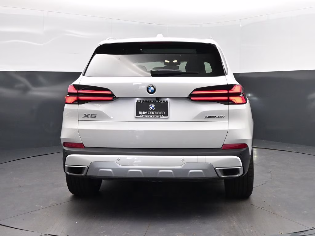 2026 Mineral White Metallic BMW X5 xDrive40i AWD SUV