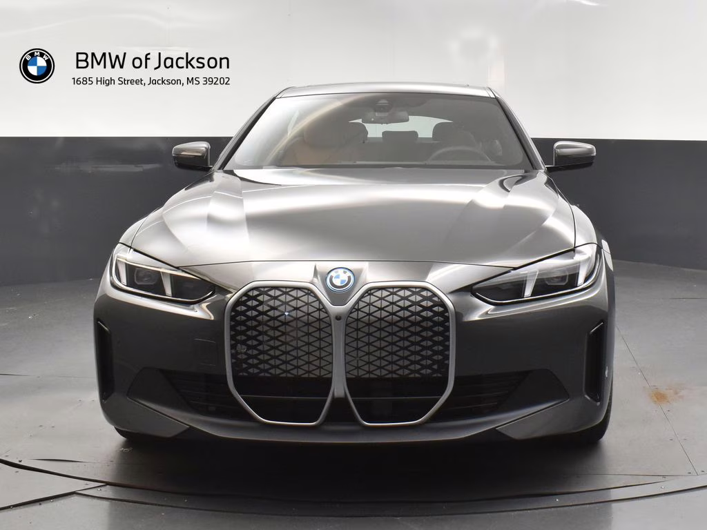 2025 BMW i4 40 - Photo 10