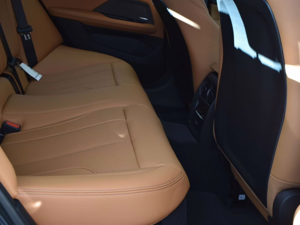 2025 BMW i4 40 - Photo 16